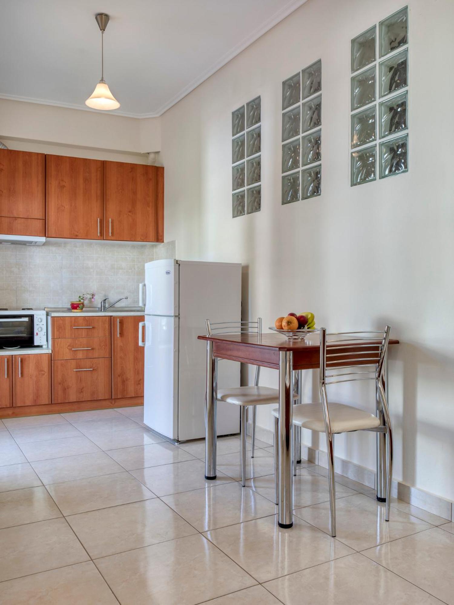 Niovi Luxury Apartments Loutra Aidhipsou Exteriör bild