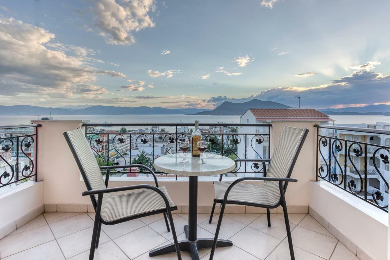 Niovi Luxury Apartments Loutra Aidhipsou Exteriör bild
